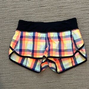 Lululemon speed shorts. Sz 4